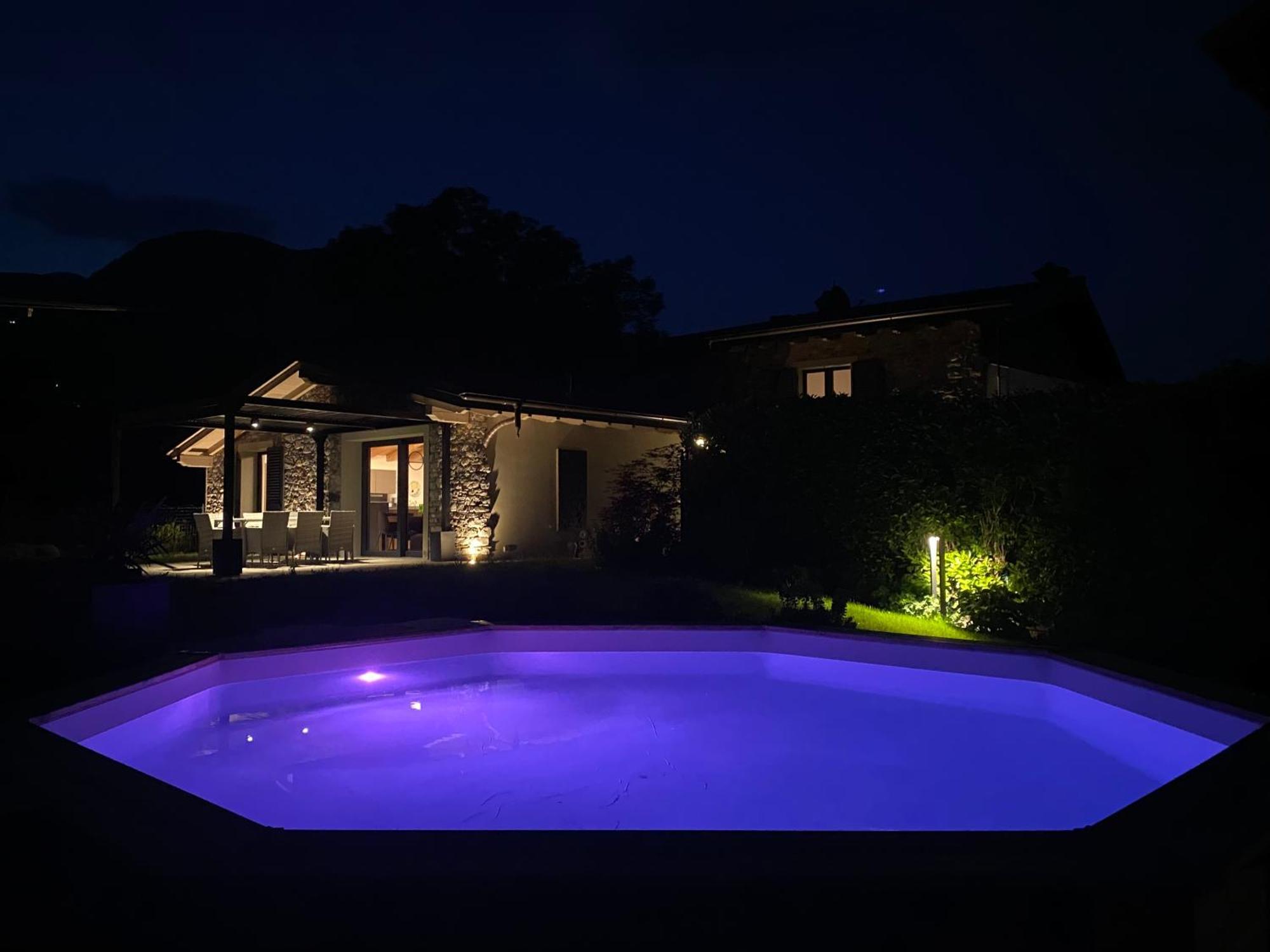 Villa Larius Gravedona Bagian luar foto