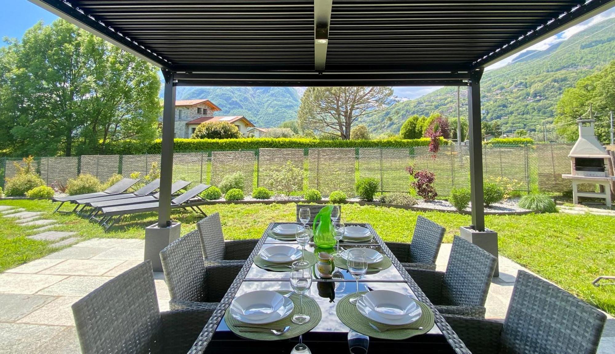Villa Larius Gravedona Bagian luar foto