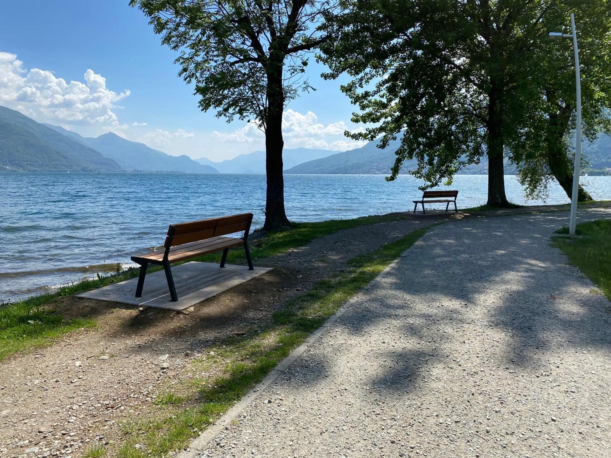 Villa Larius Gravedona Bagian luar foto