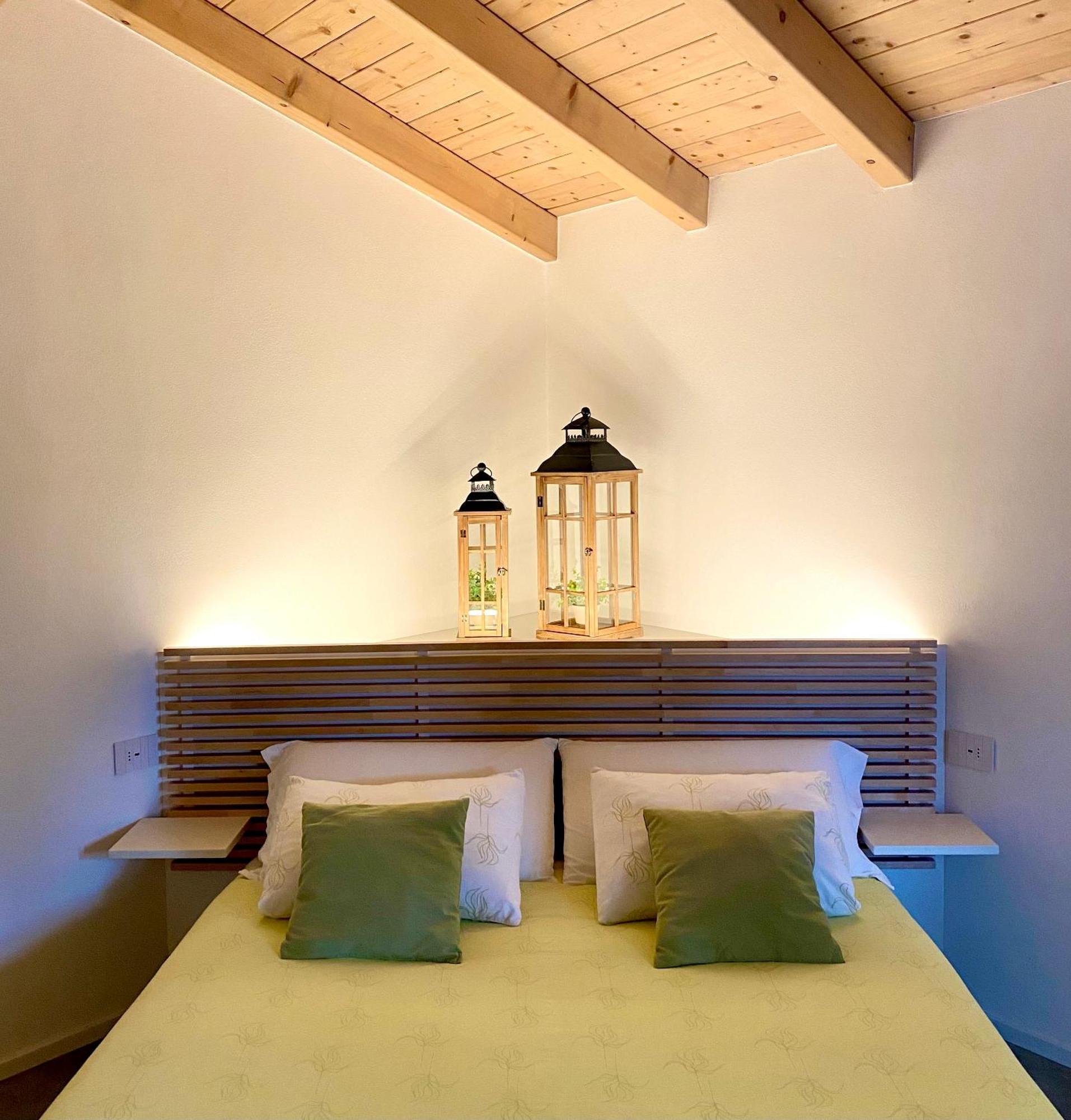 Villa Larius Gravedona Bagian luar foto